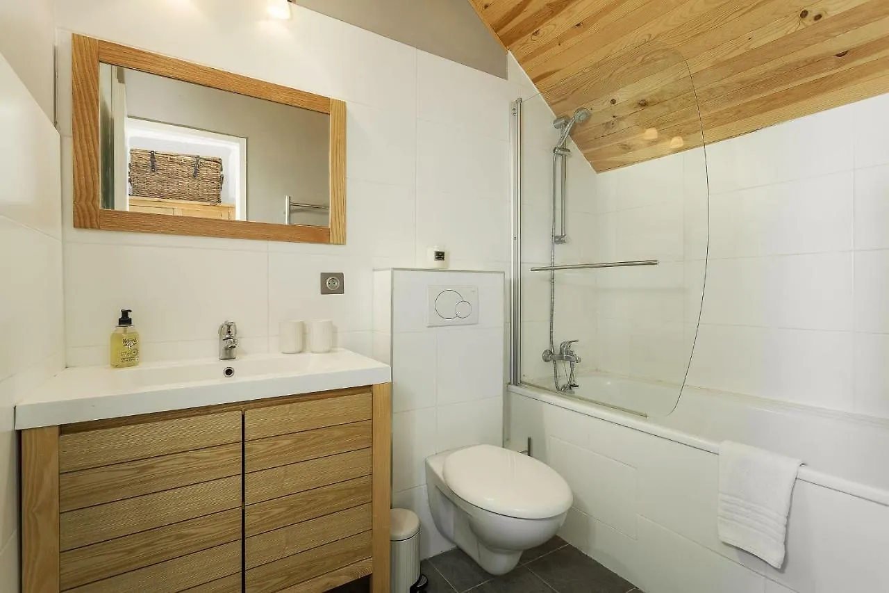 Apartment Midi Loft - A Central Chamonix Mountain Haven